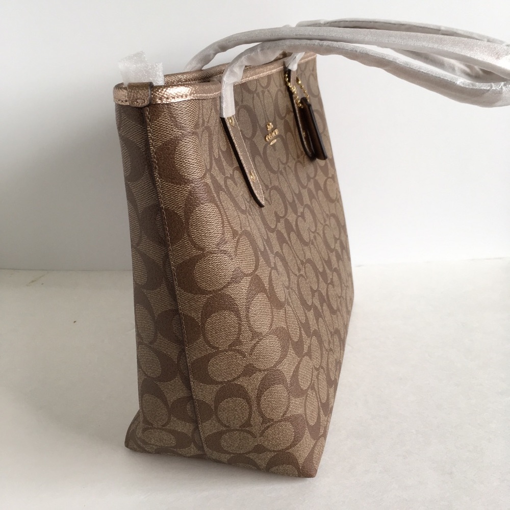 CITY ZIP TOTE IN SIGNATURE CANVAS - Picture 5 of 7